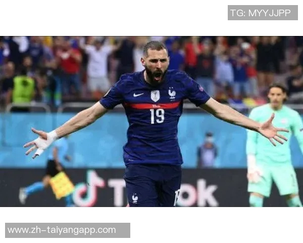 奥萨苏纳主席发声控诉裁判不公正判罚影响球队表现