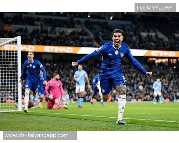 2026英超最新积分榜：阿森纳曼城利物浦争冠热刺惨遭垫底困境